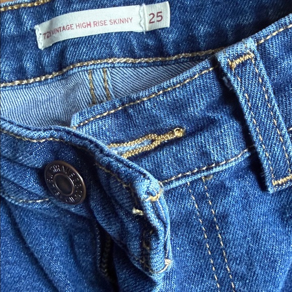 LEVI’S 721 High Rise Skinny Jeans Size 25 - Picture 2 of 2